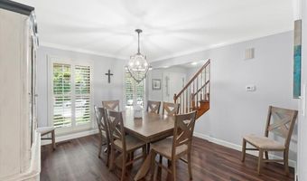 1008 Westrun Dr, Ballwin, MO 63021