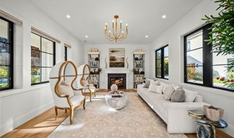 2116 Shadow Creek Dr, Agoura Hills, CA 91301