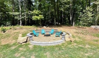 42 Pepperell Rd, Brookline, NH 03033