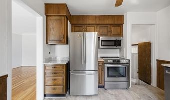 15924 Hanover Ave, Allen Park, MI 48101