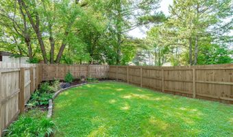 409 S Tunstall Ave, Apex, NC 27502