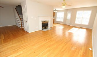 101 Lake Meadow Dr, Apex, NC 27502