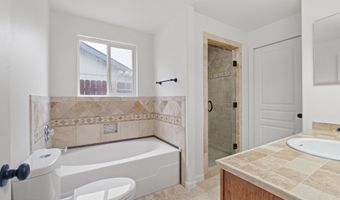 1662 Round Up Rd, Fernley, NV 89408