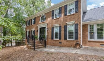 3774 Hunters Chase Ct, Peachtree Corners, GA 30096