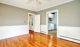 18 Orchard Ave, Barrington, RI 02806