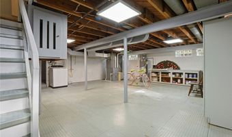 4441 Lake Rd W, Ashtabula, OH 44004