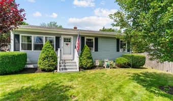 17 Linwood Dr, Coventry, RI 02816