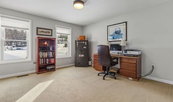 9 Mosher Dr, Brookline, NH 03033
