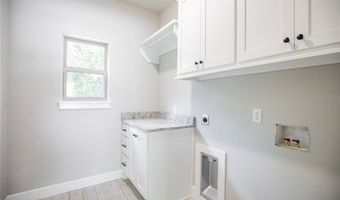 12 Angus Ln, Bella Vista, AR 72715