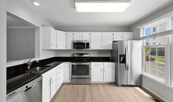 299 S PICKETT St, Alexandria, VA 22304