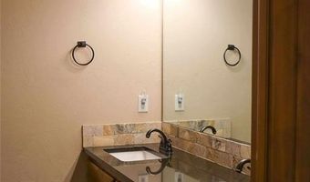 1417 DUSTBOWL Ln, Altus, OK 73521