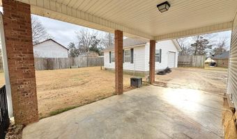 306 Hickory Ln, Batesville, MS 38606