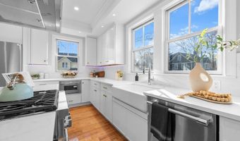 2 Draper Ave 2, Arlington, MA 02474