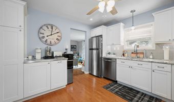 34 Forest St, Bristol, CT 06062