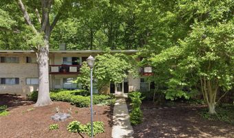 4335 AMERICANA Dr 203, Annandale, VA 22003