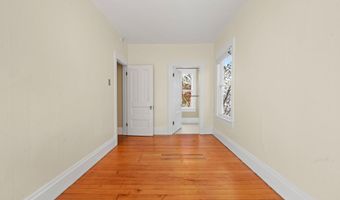 674 11TH St, Astoria, OR 97103