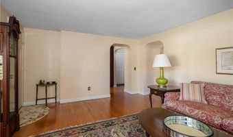 94 Abbott Run Valley Rd, Cumberland, RI 02864