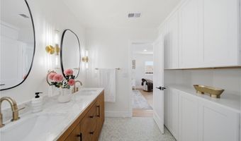 819 Rosemont, Los Angeles, CA 90026