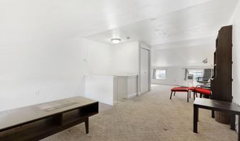 24 E HAMBURG St, Baltimore, MD 21230