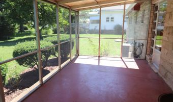 324 Hillcrest Ave, Batesville, IN 47006