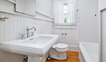 87 S Poplar St, Angier, NC 27501