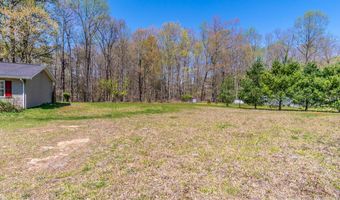 121 White Pine Rd, Beattyville, KY 41311