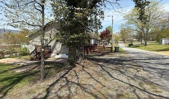 15 5th St, Andrews, NC 28901