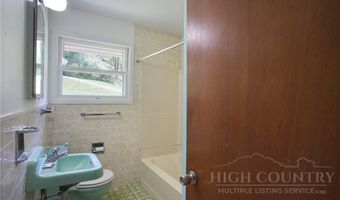 2853 Broadstone Rd, Banner Elk, NC 28604
