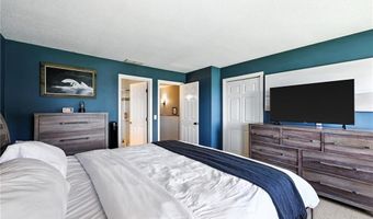 469 North Ln, Bristol, RI 02809