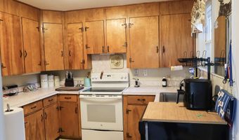 4 Amherst St, Augusta, ME 04330