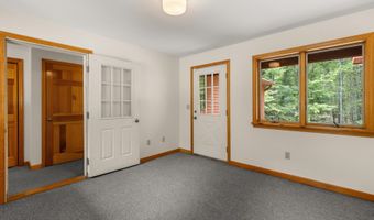 168 Deer Ridge Dr, Barrington, NH 03825