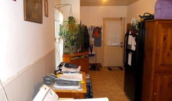 17 Hemlock Ln, Berlin, NH 03570
