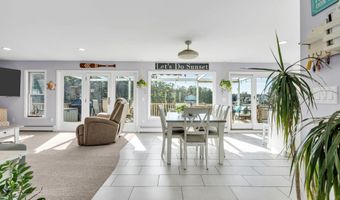 20 Dune Dr, Bayville, NJ 08721