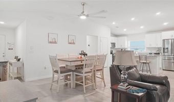 707 Chestnut Ln, Auburndale, FL 33823