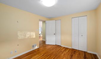 3923 MCCOMB Ave, Cheyenne, WY 82001