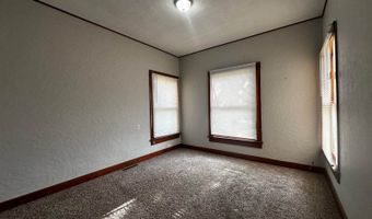 308 E 5th Ave, Arkansas City, KS 67005