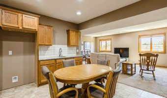 3205 Fieldstone Ct SE, Altoona, IA 50009