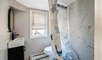 45 Cragmere Rd, Airmont, NY 10901
