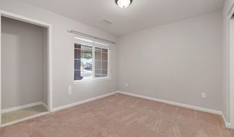 123 Hood Dr, Dayton, NV 89403