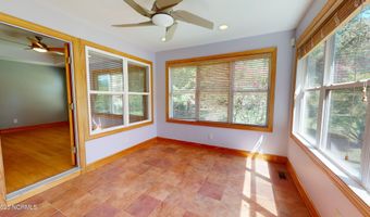 245 Lakeside Dr, Aberdeen, NC 28315