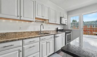 210 STEVENSON Ln, Baltimore, MD 21212