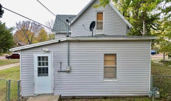 712 S C St, Arkansas City, KS 67005