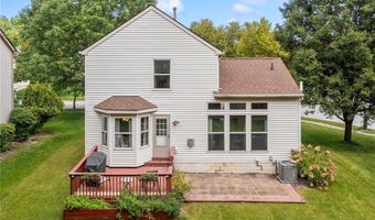 1097 Pebble Brook Dr, Columbus, OH 43240