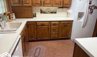 120 S Roan St, Algona, IA 50511