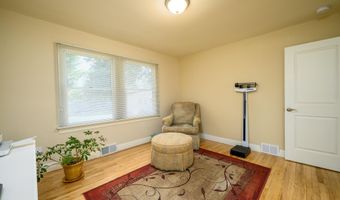 305 Barbara Dr, Point Pleasant, NJ 08742