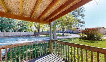721 Meadow Pl, Ames, IA 50010