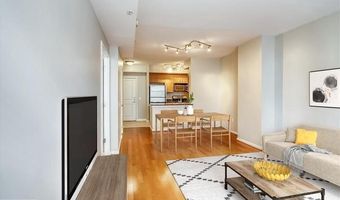 1021 N GARFIELD St 804, Arlington, VA 22201