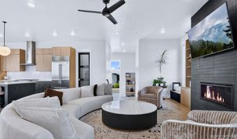 1916 S Meteor Way, Boise, ID 83712