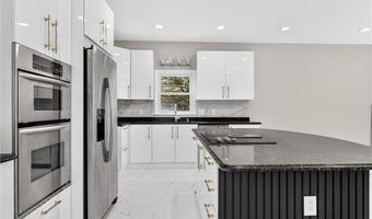 475 Trammell Dr, Alpharetta, GA 30009