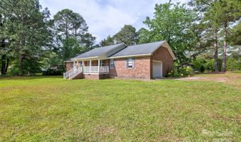 589 White Pines Cir, Camden, SC 29020